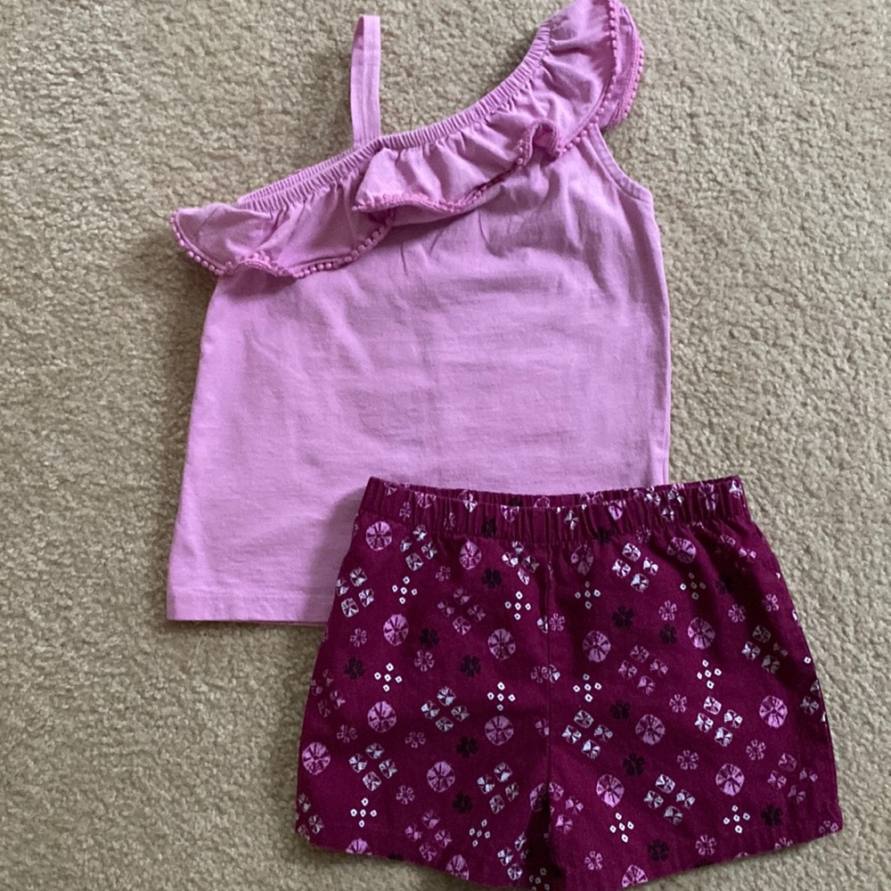 Carter’s short set